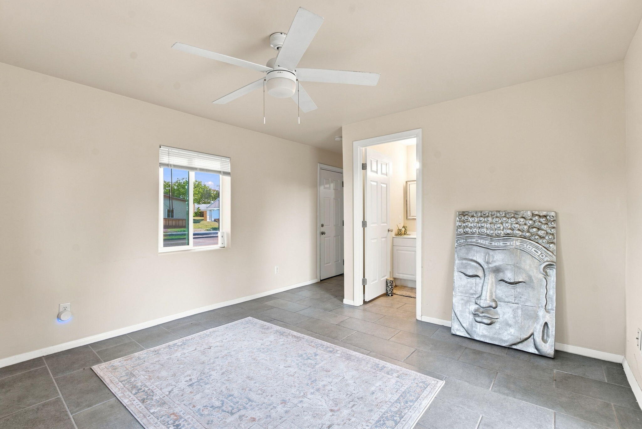 Photo 10 — 2929 Floral Road NW