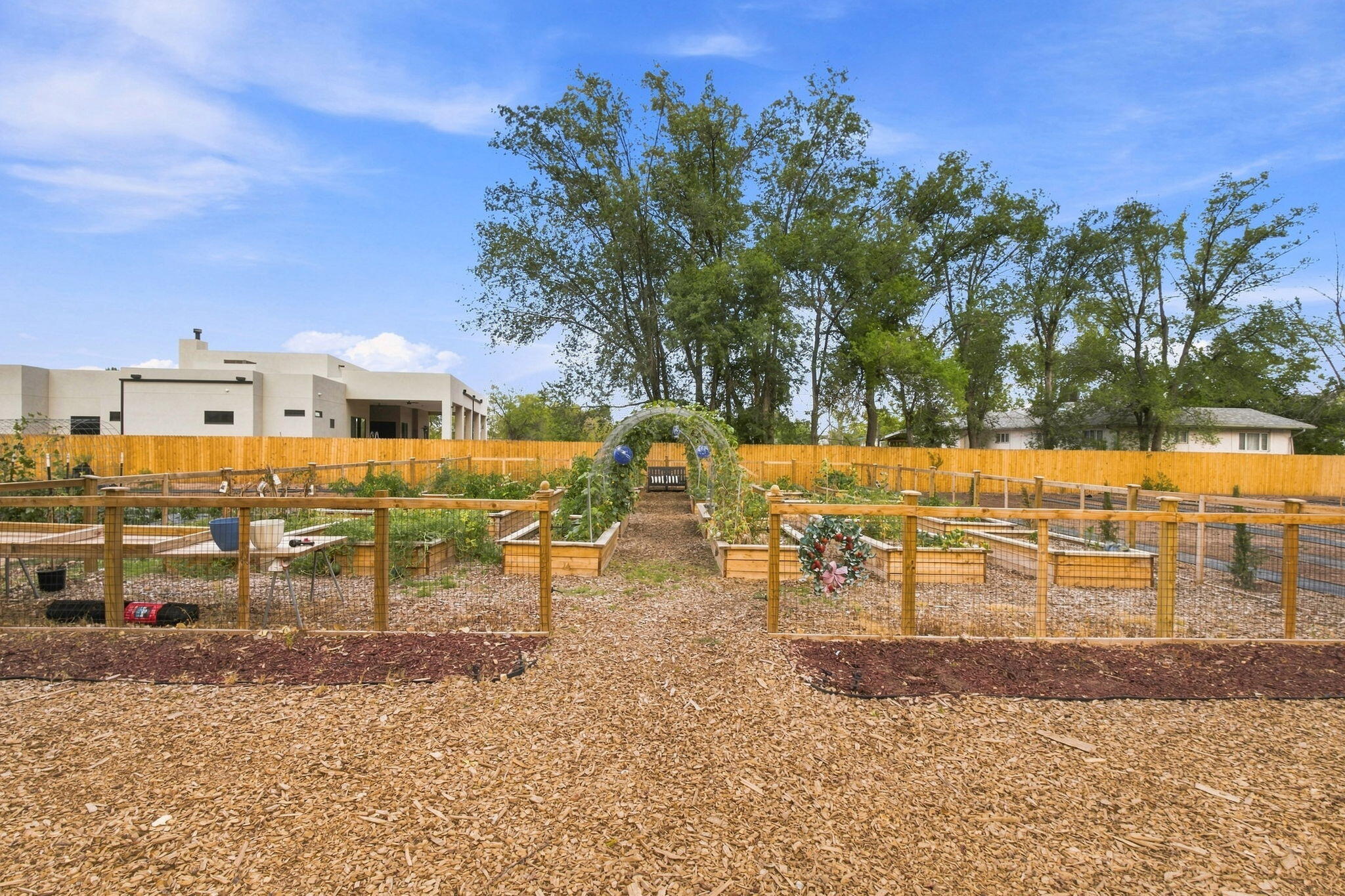 Photo 20 — 2929 Floral Road NW