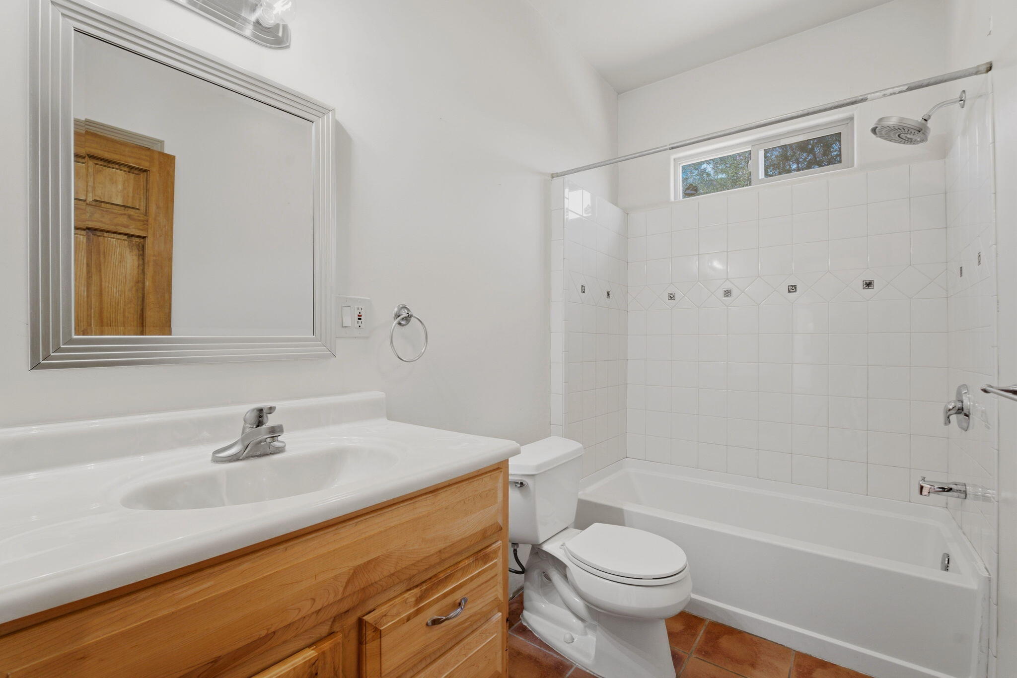 Photo 6 — 6325 Del Carmen Drive NE