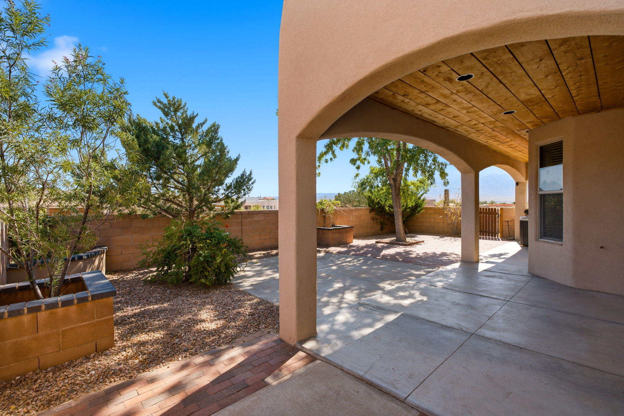 Photo 19 — 6325 Del Carmen Drive NE