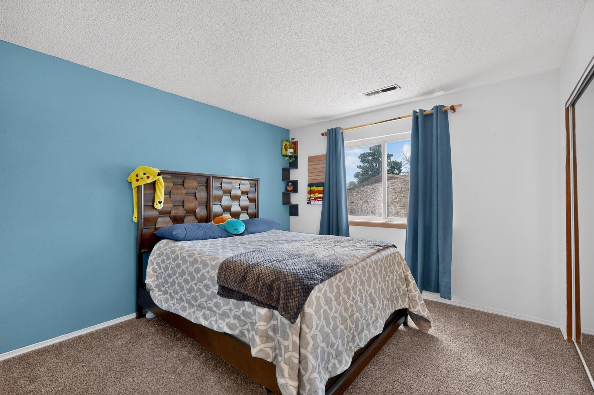 Photo 17 — 3709 Valerie Place NE