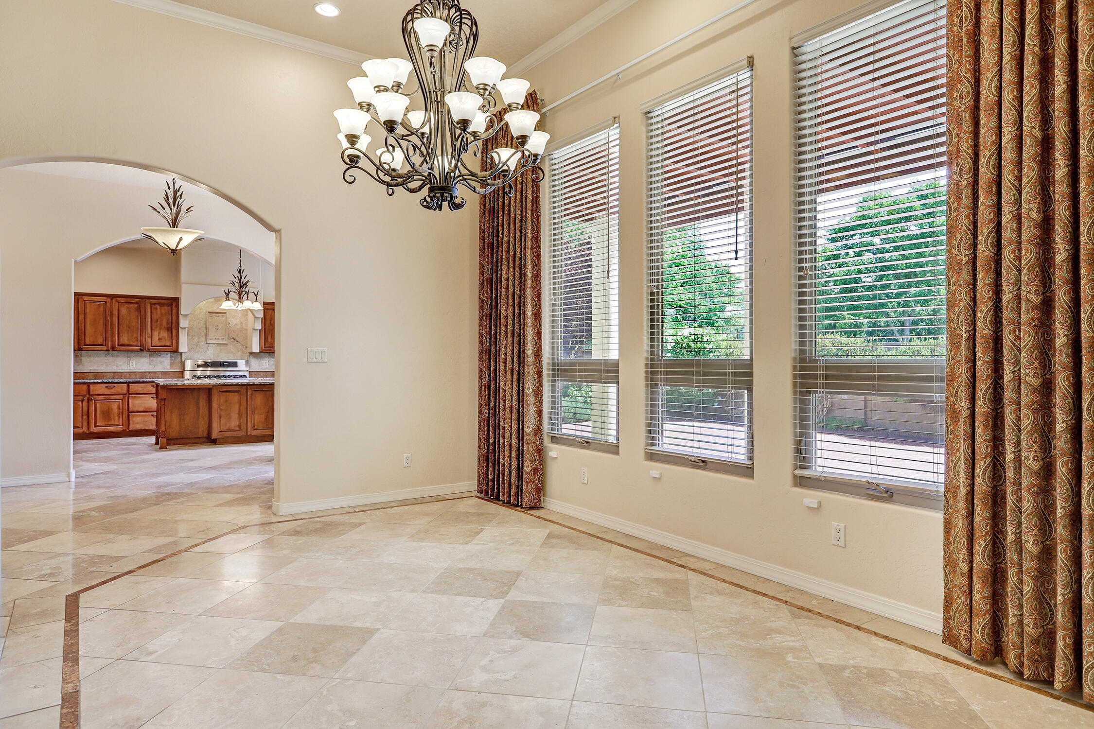 Photo 5 — 508 Laguna Seca Lane NW
