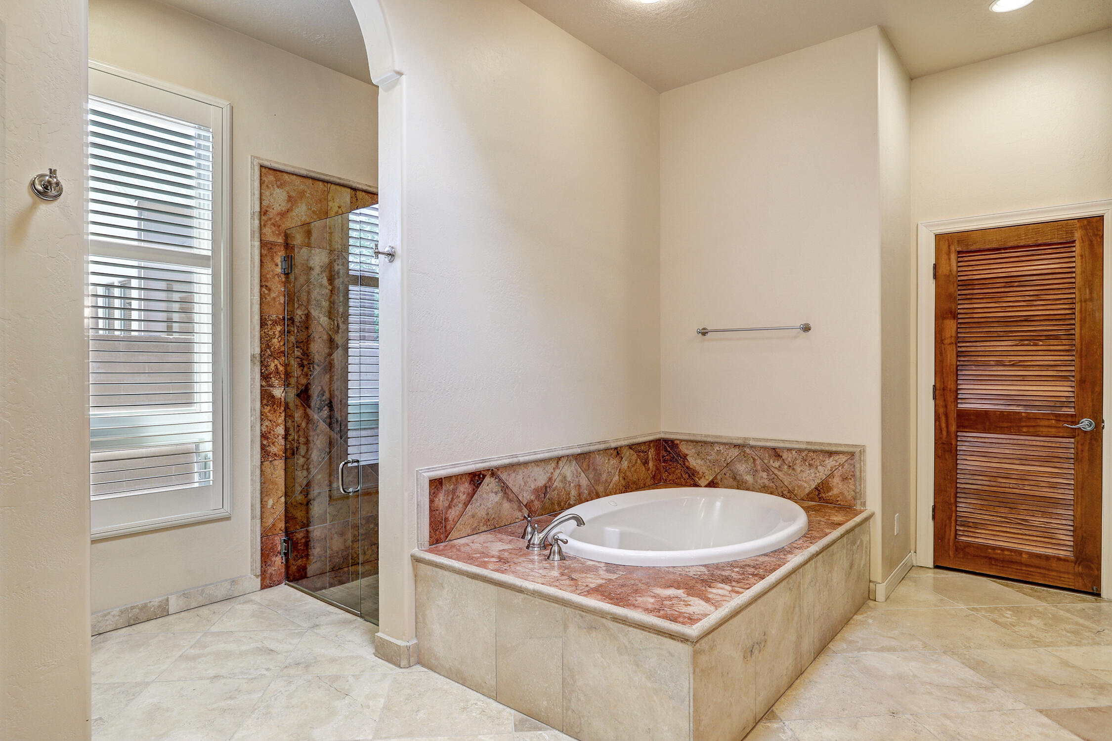 Photo 11 — 508 Laguna Seca Lane NW