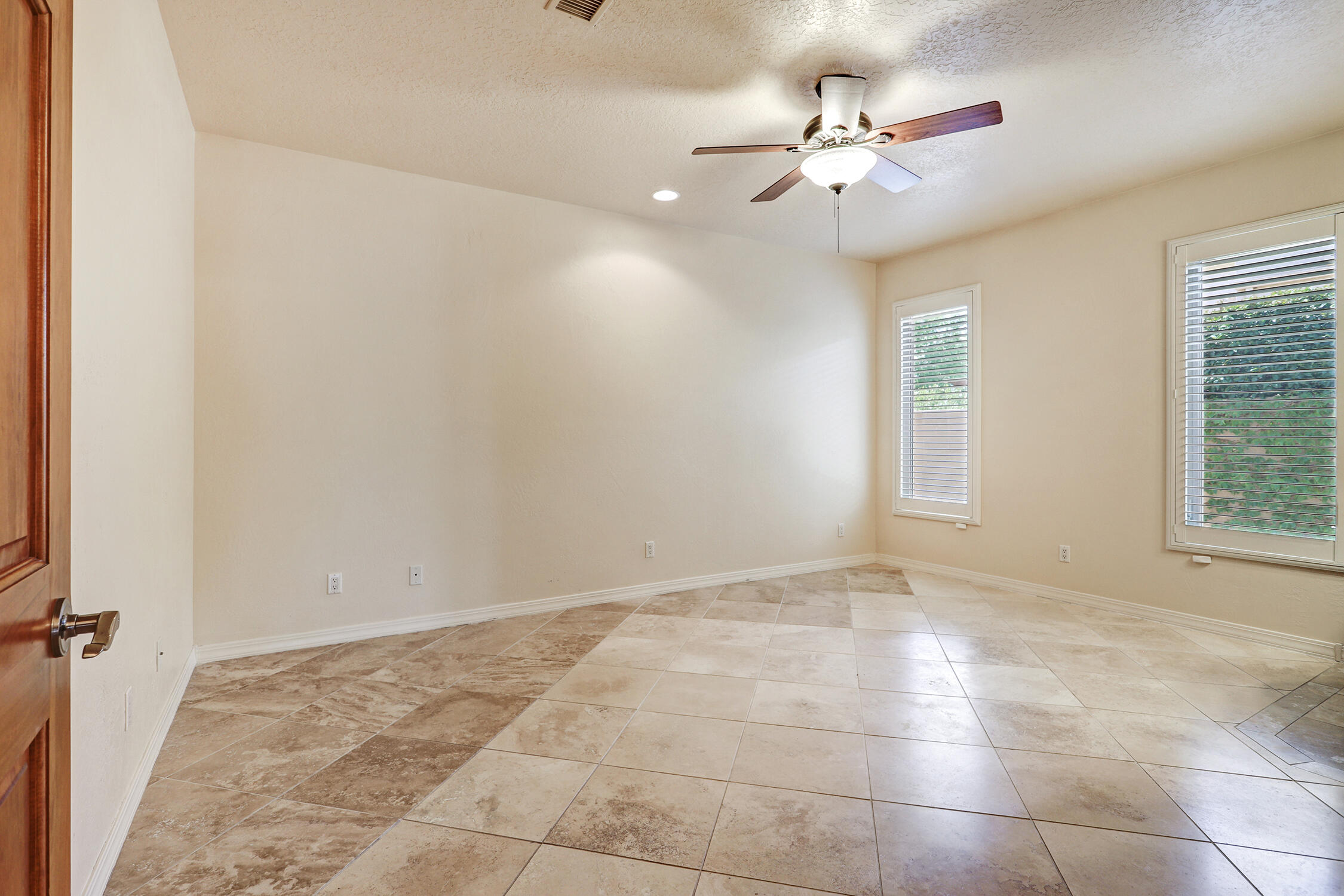 Photo 18 — 508 Laguna Seca Lane NW