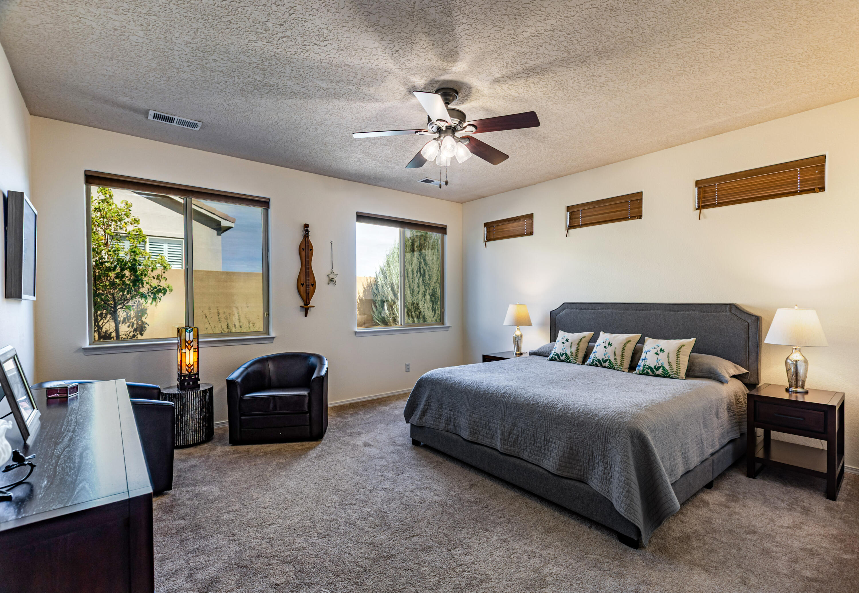 Photo 2 — 901 Prairie Zinnia Drive