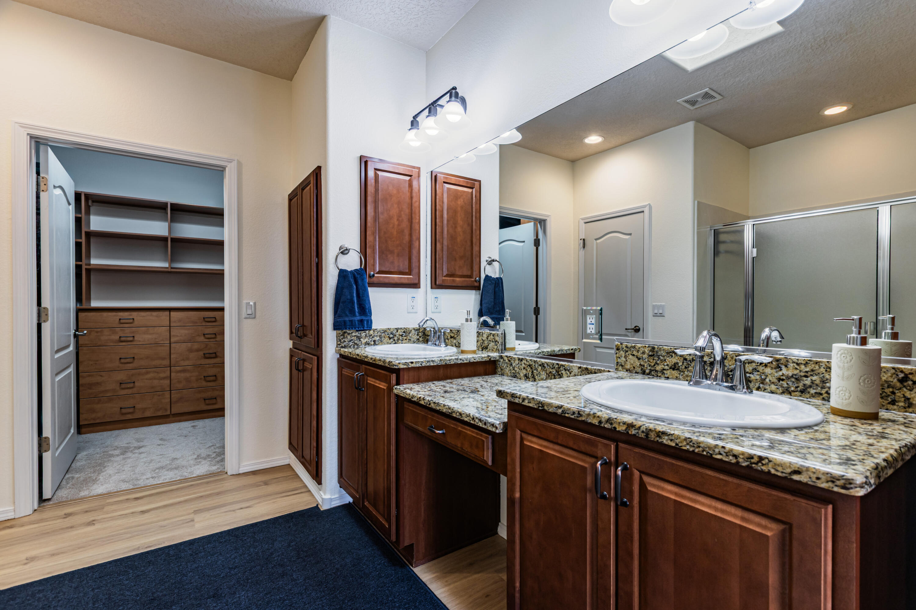 Photo 5 — 901 Prairie Zinnia Drive