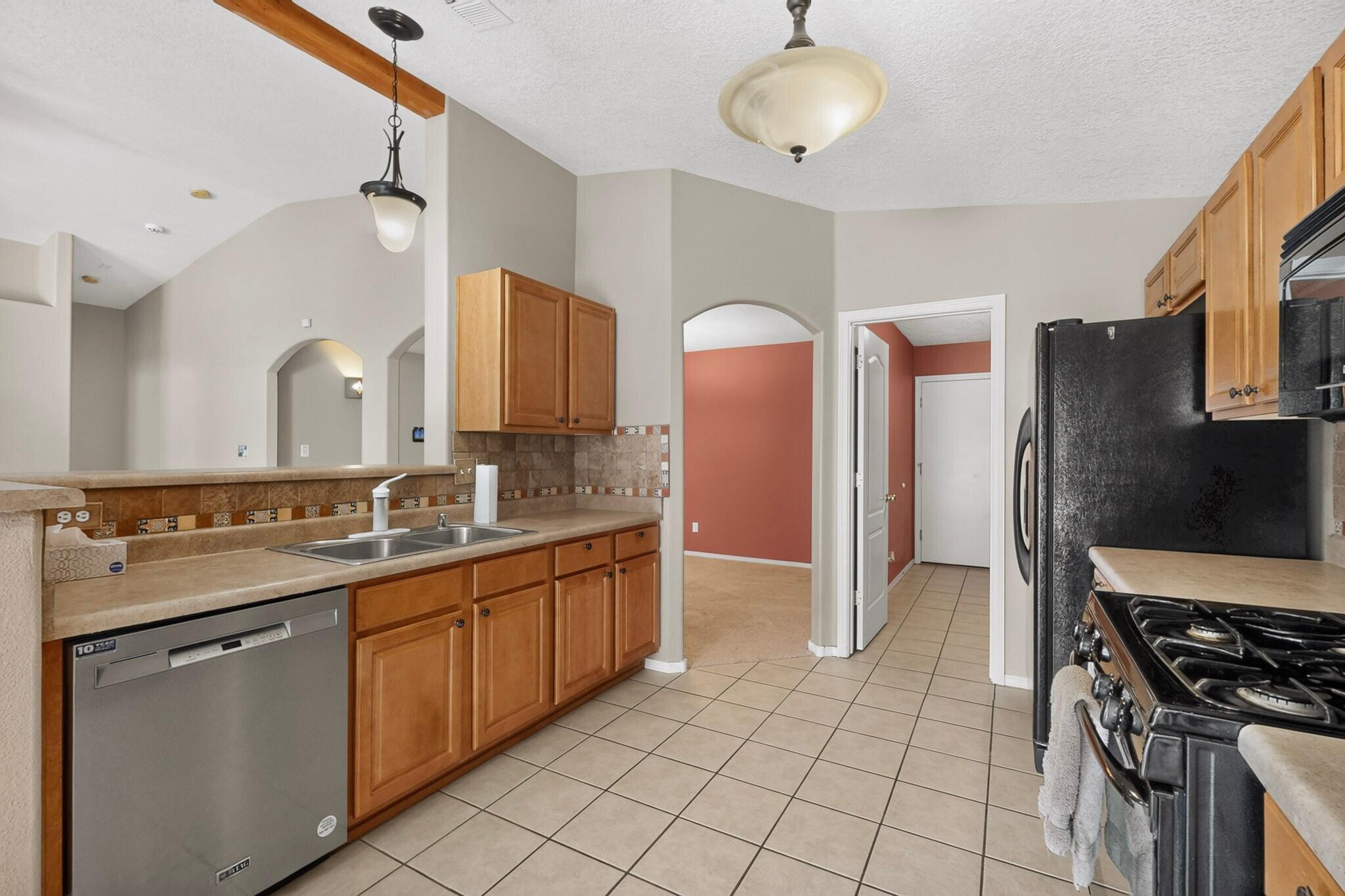 Photo 19 — 6125 Chaco Canyon Drive NE