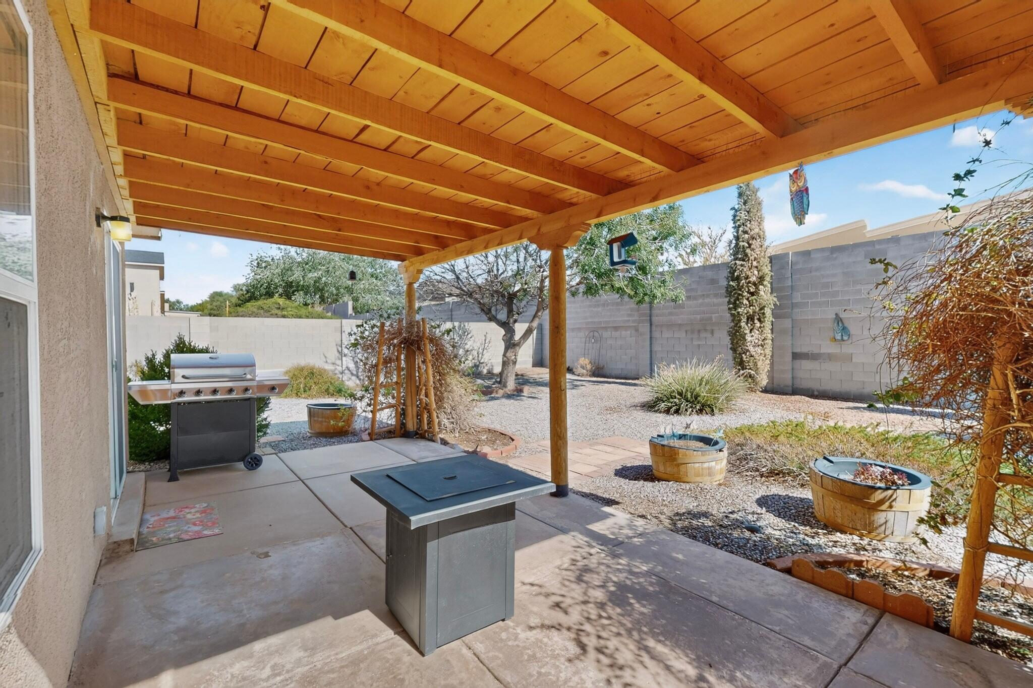 Photo 9 — 6125 Chaco Canyon Drive NE