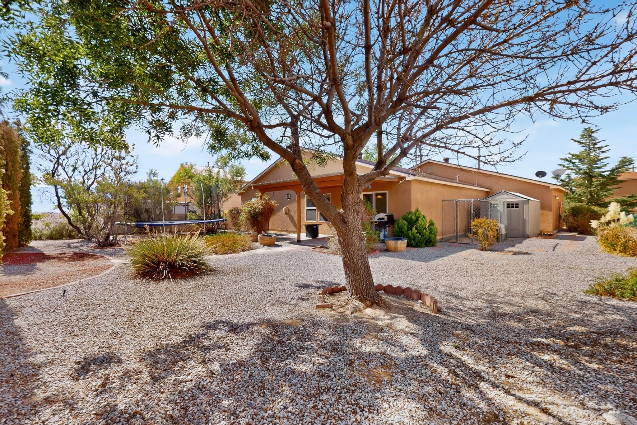 Photo 11 — 6125 Chaco Canyon Drive NE