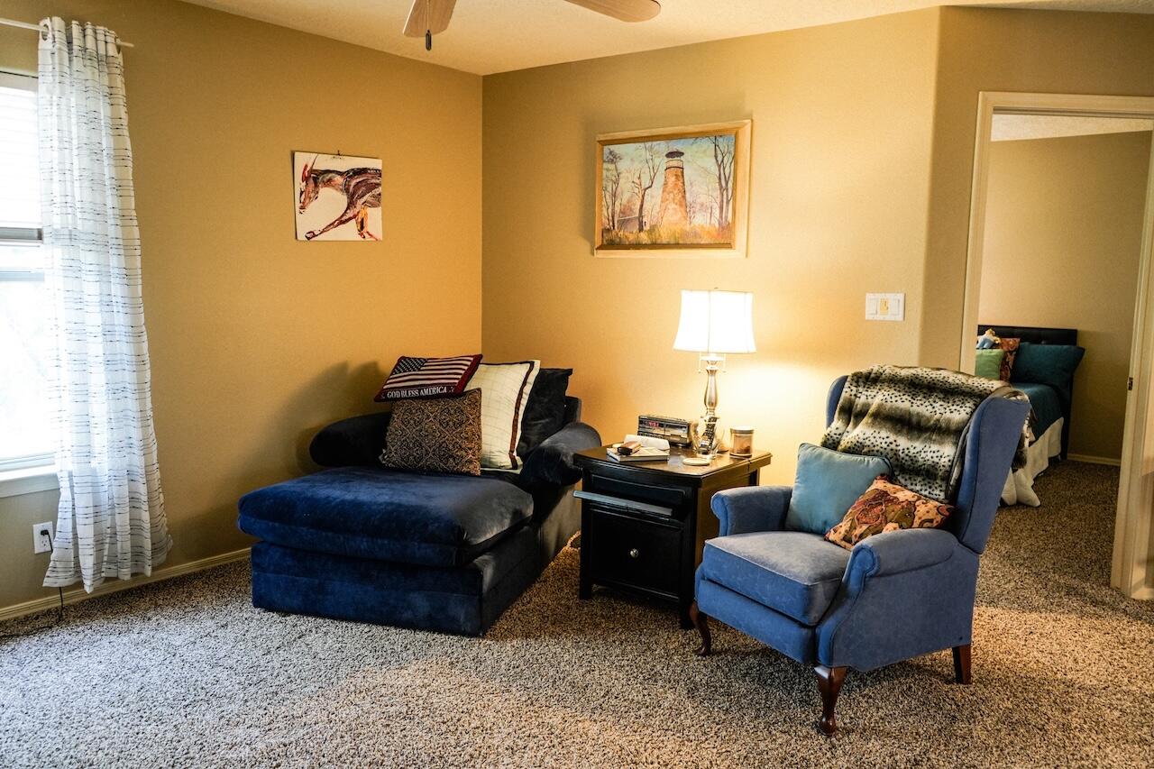 Photo 12 — 6608 Tesoro Place NE