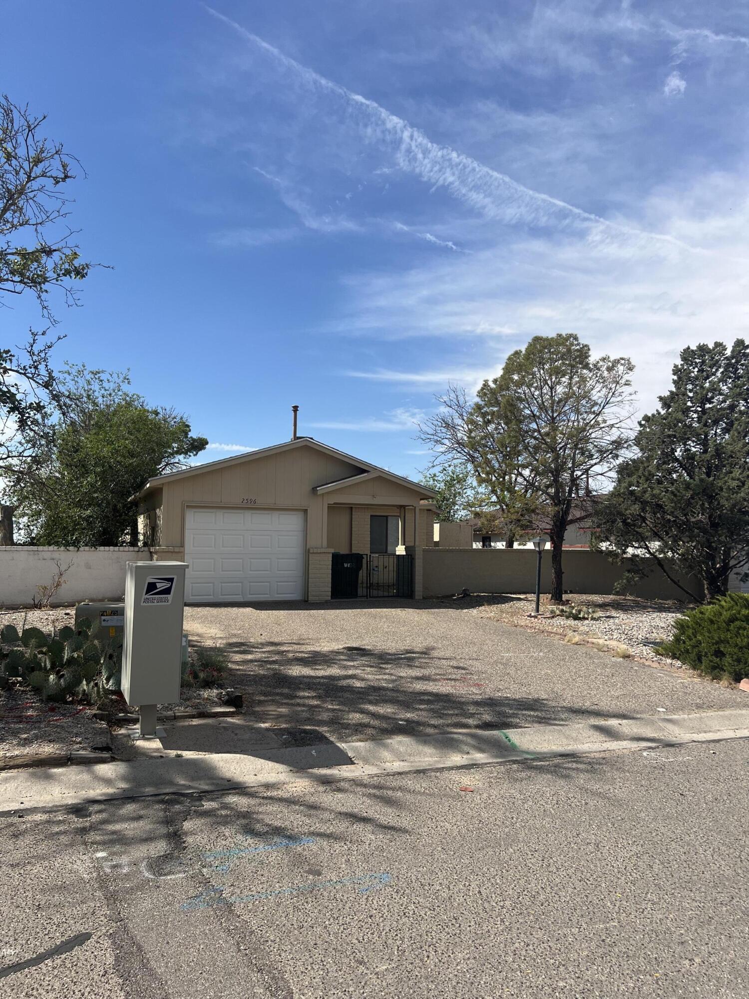 Photo 12 — 2596 Harvard Drive SE