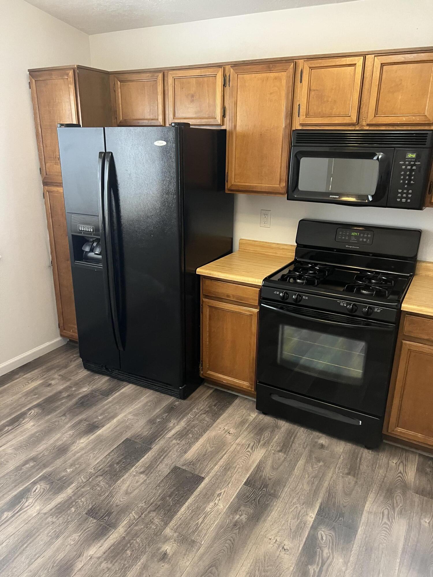 Photo 14 — 2596 Harvard Drive SE