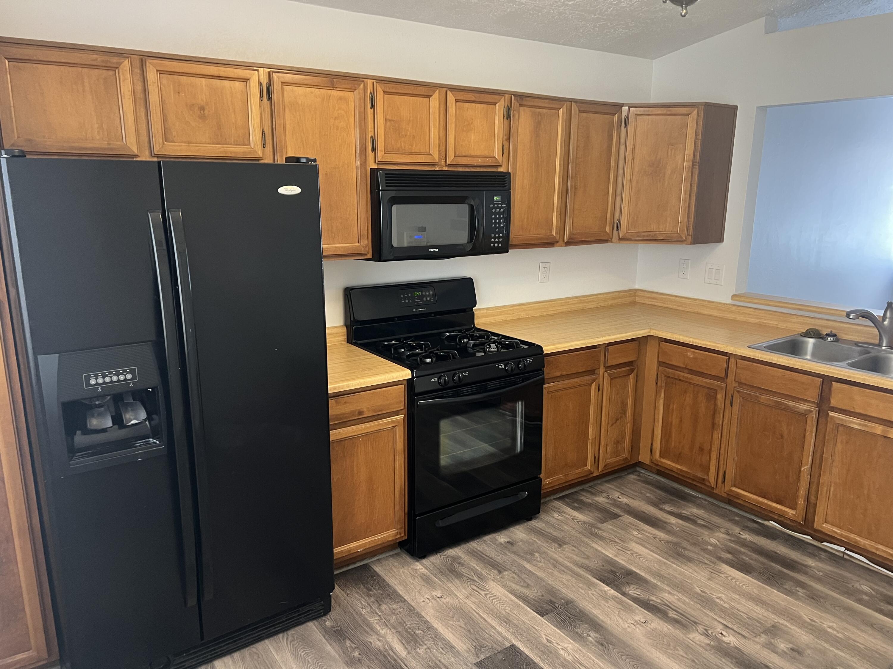 Photo 15 — 2596 Harvard Drive SE