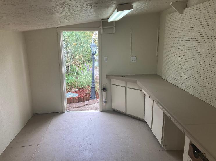 Photo 14 — 7217 Vivian Drive NE