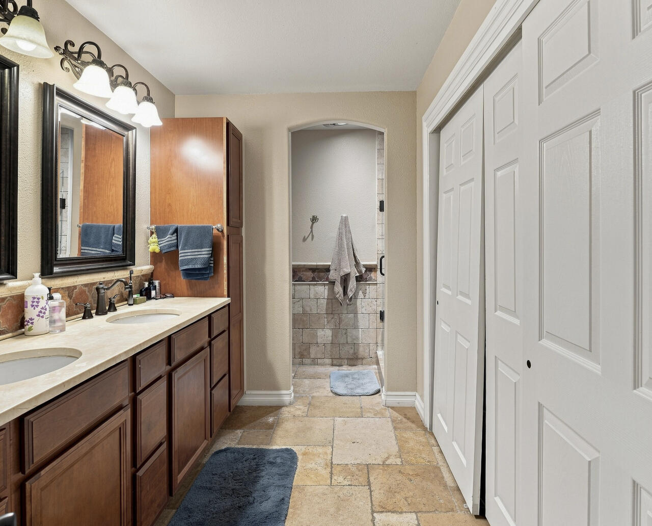 Photo 3 — 7504 La Madera Road NE
