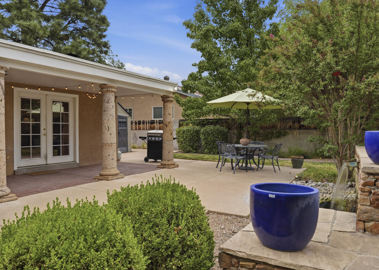 Photo 18 — 7504 La Madera Road NE