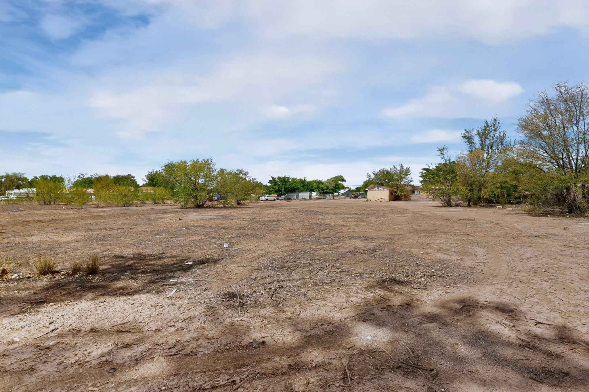 Photo 7 — 2062 Tapia Boulevard SW
