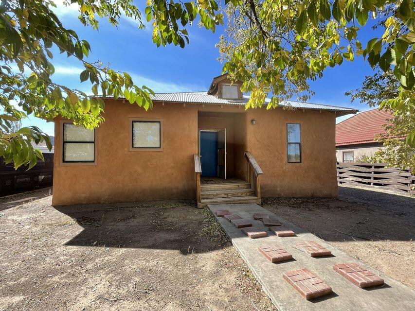 708 Spruce Street, Magdalena, NM 87825