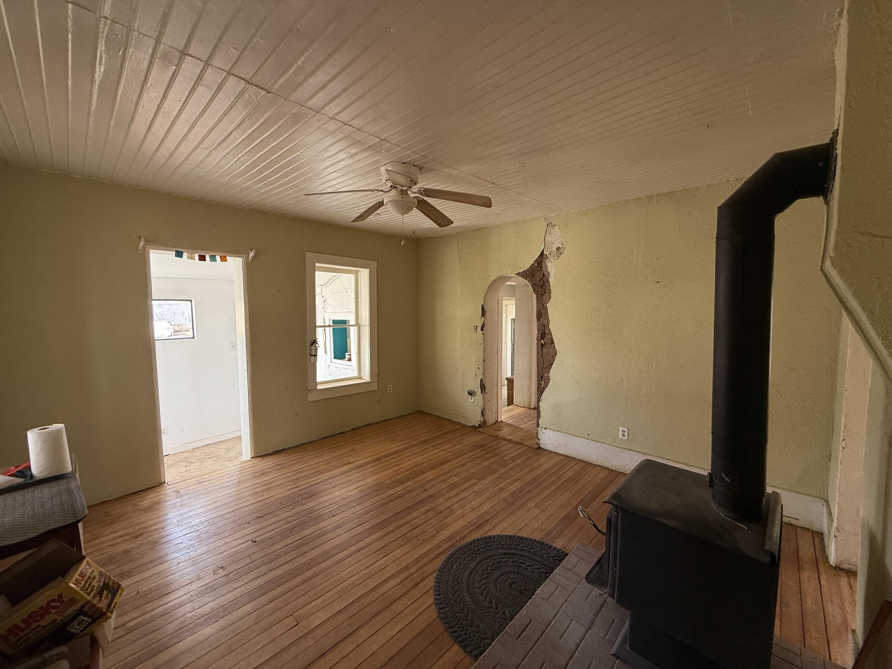 Photo 2 — 708 Spruce Street