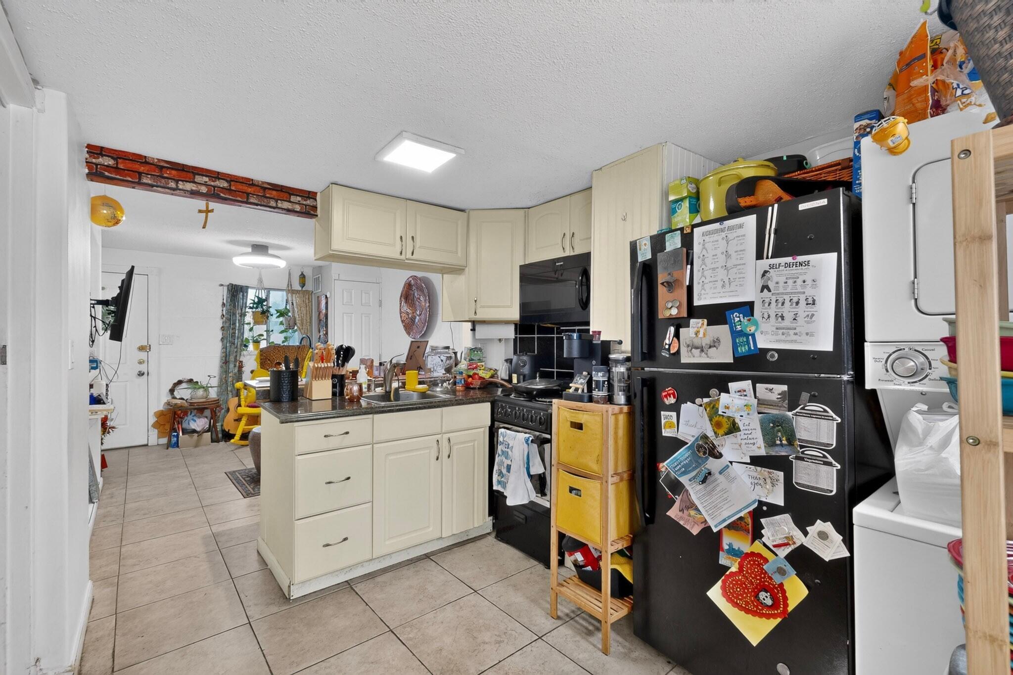 Photo 9 — 1002 Pacific Avenue SW