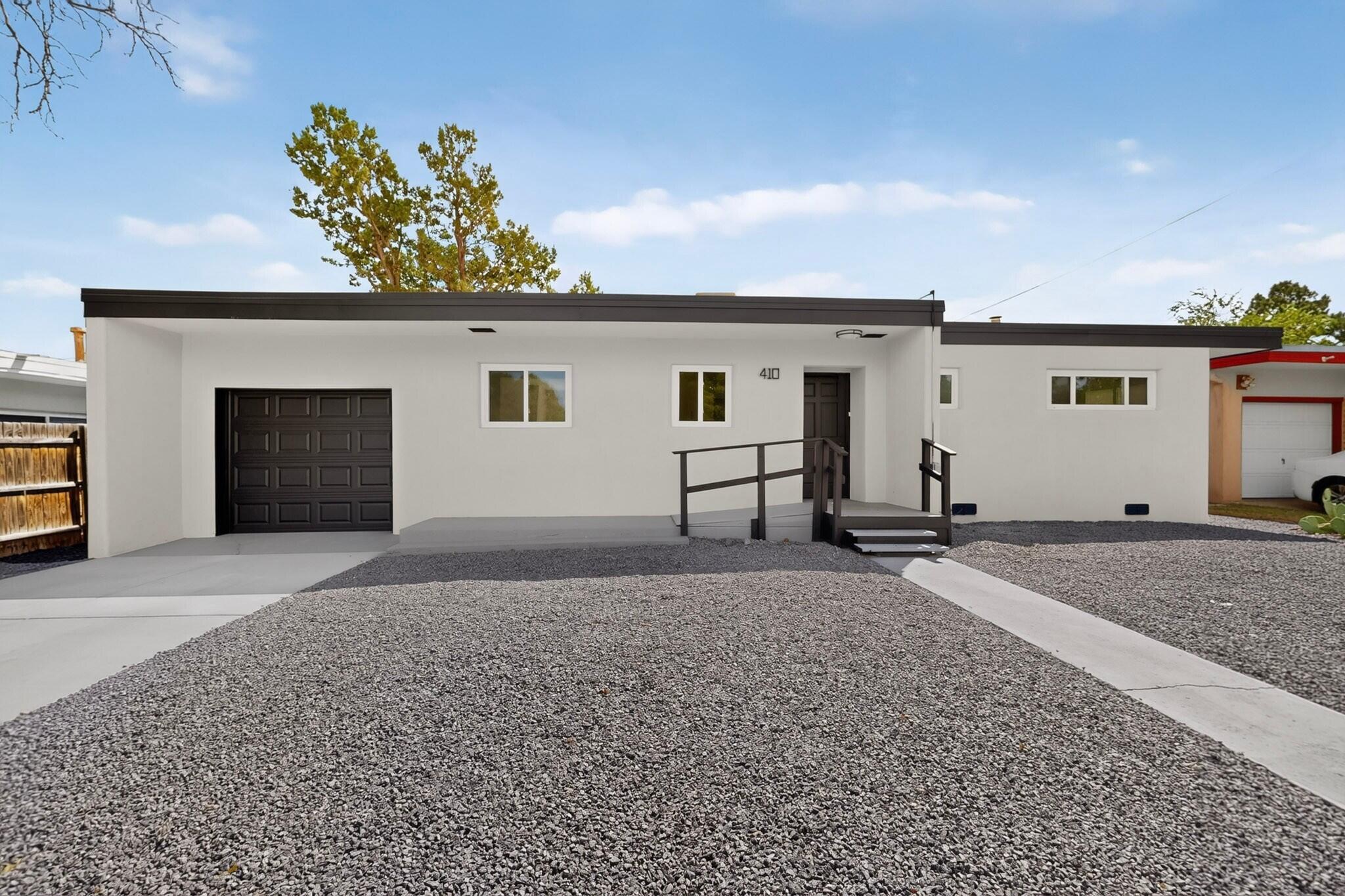 410 Adams Street NE, Albuquerque, NM 87108