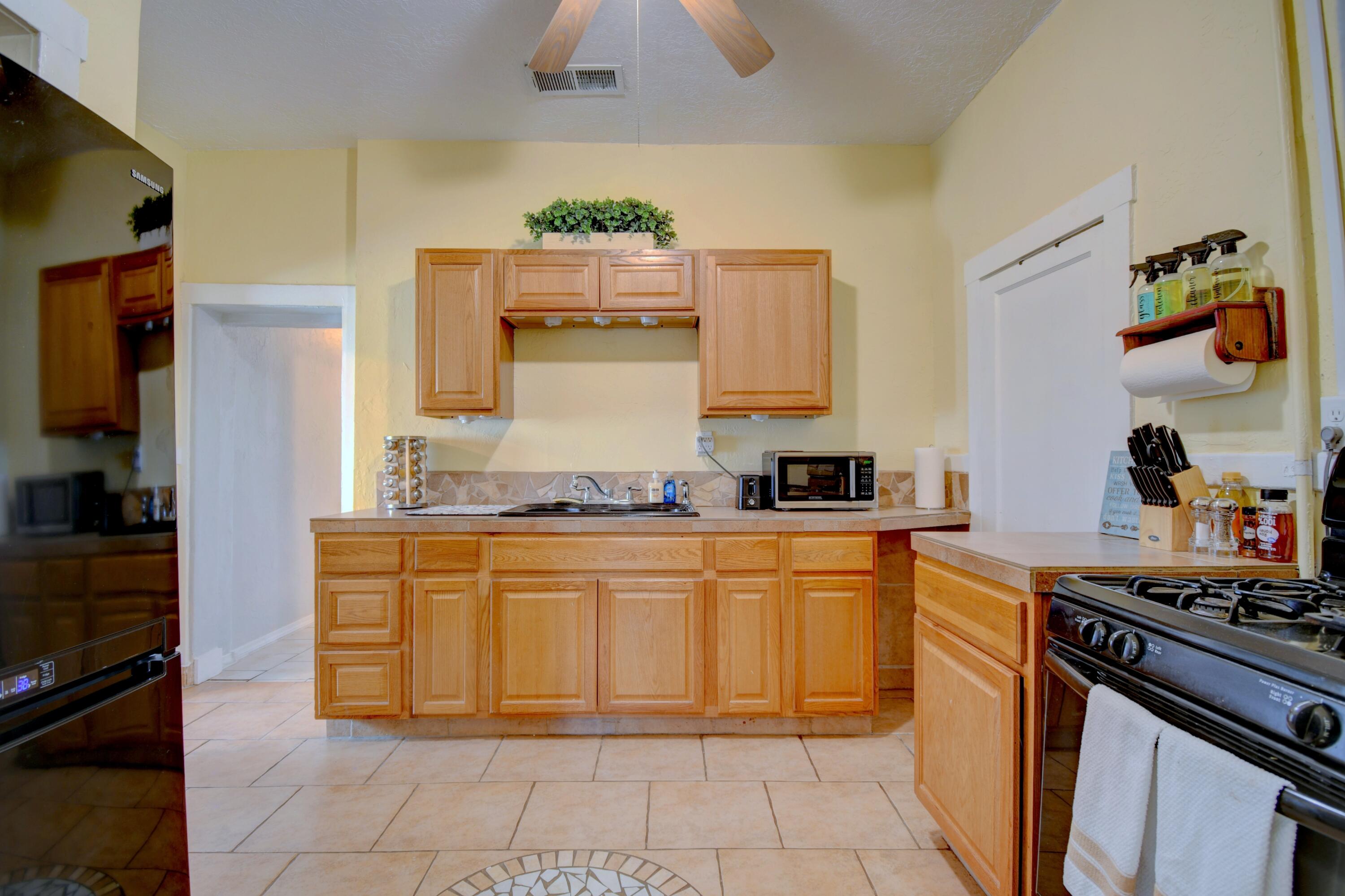 Photo 11 — 615 Keleher Avenue NW