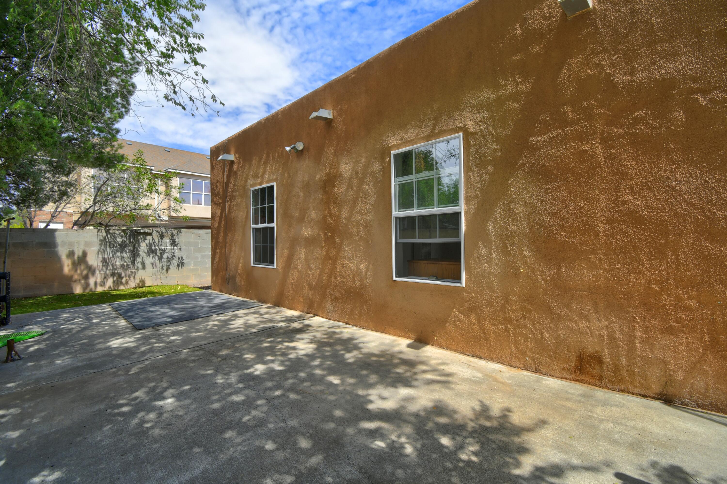Photo 5 — 615 Keleher Avenue NW