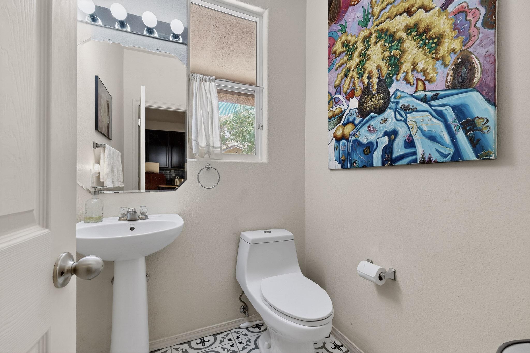Photo 20 — 601 Menaul Boulevard NE UNIT 1404