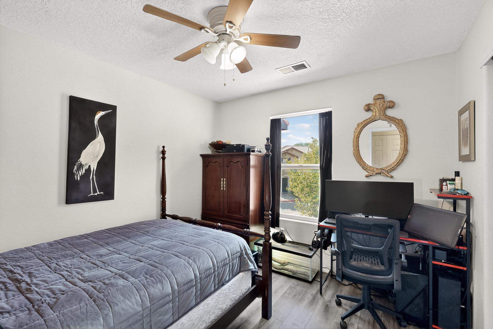Photo 14 — 601 Menaul Boulevard NE UNIT 1404