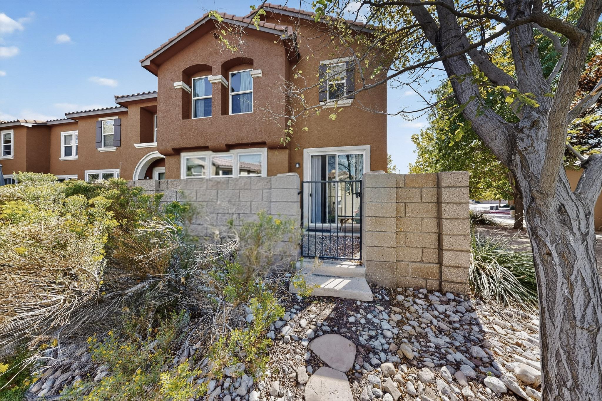 Photo 6 — 601 Menaul Boulevard NE UNIT 1404