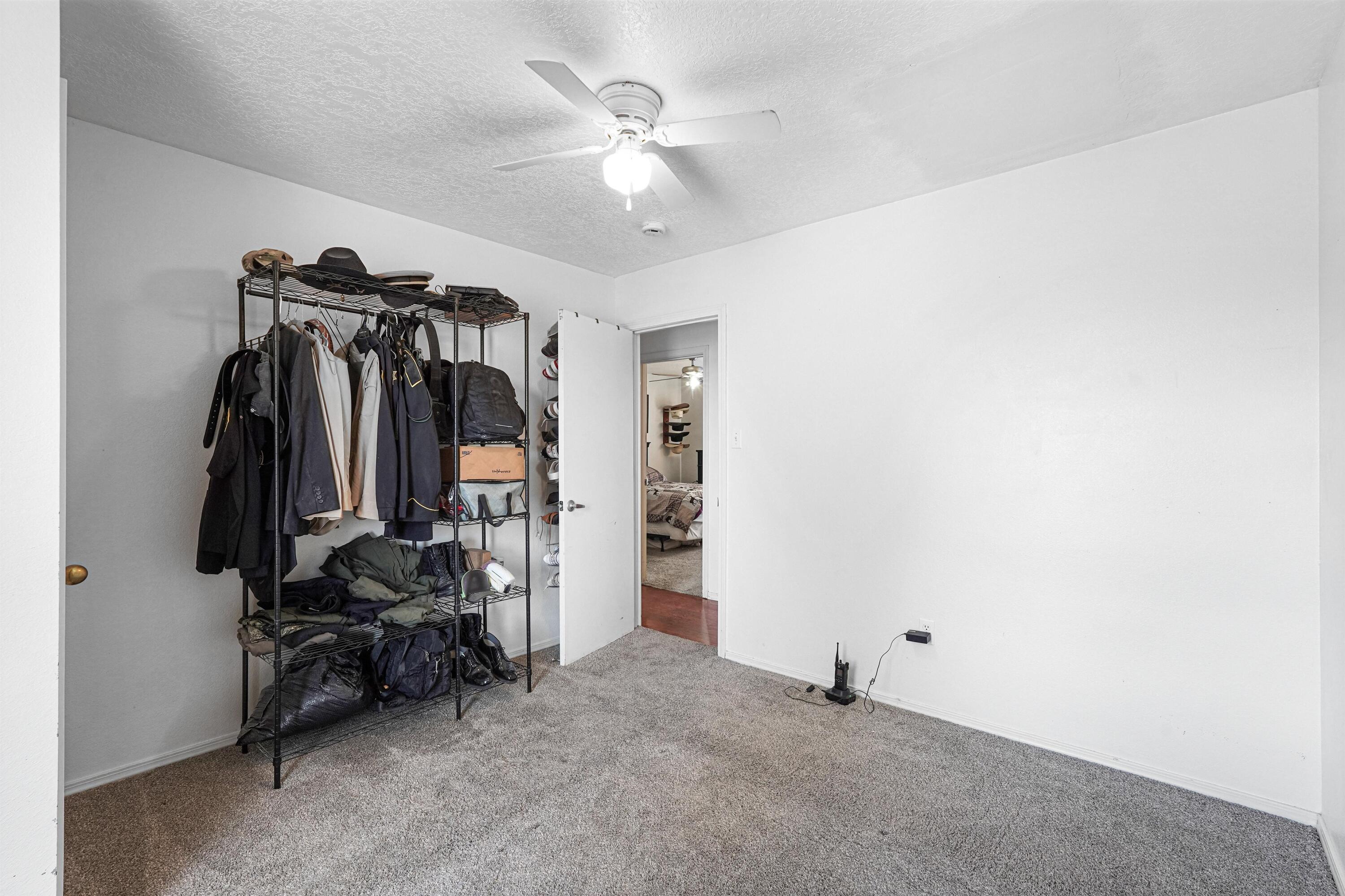 Photo 13 — 432 Mohawk Street SW