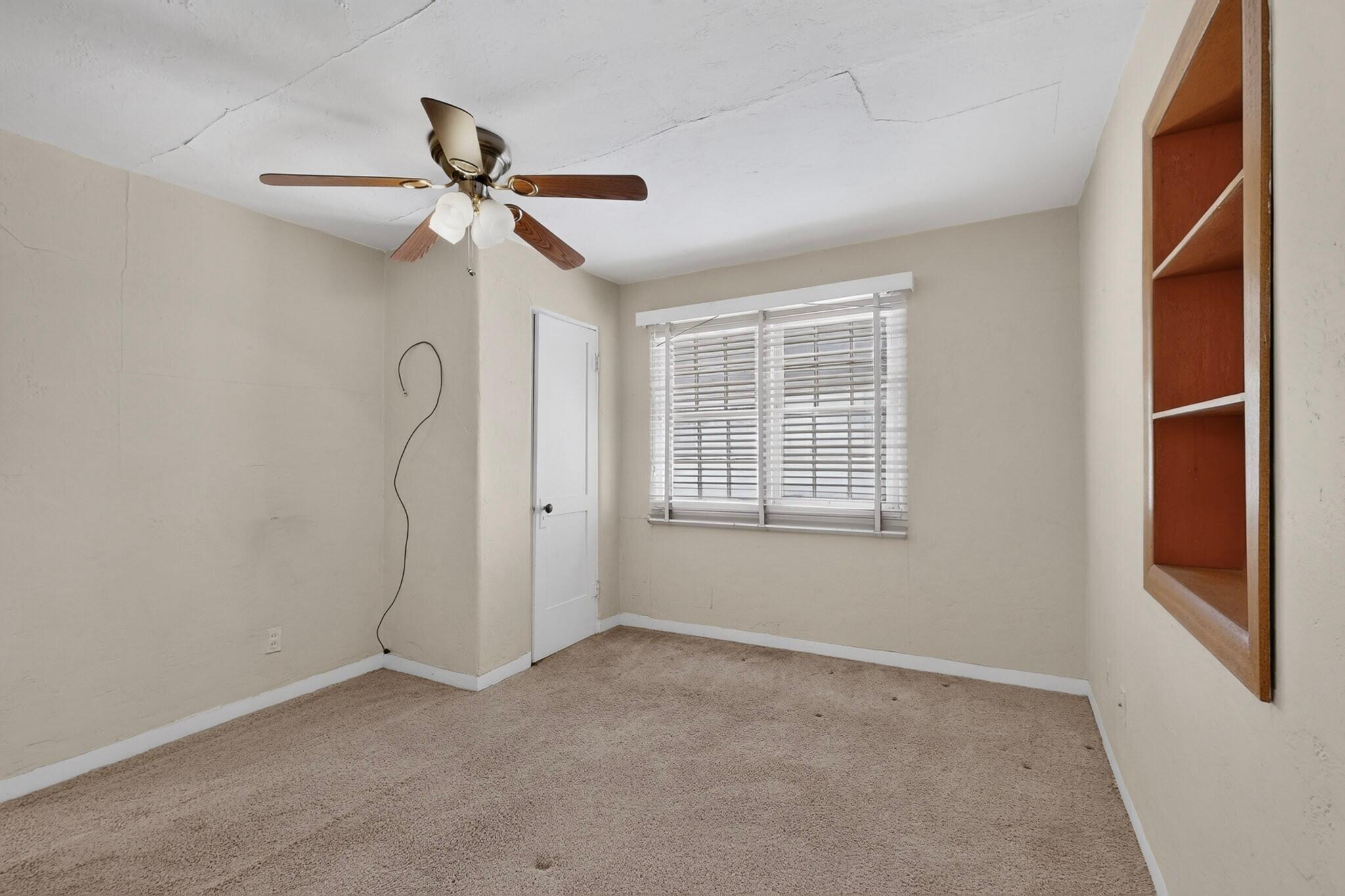 Photo 17 — 823 Headingly Avenue NW