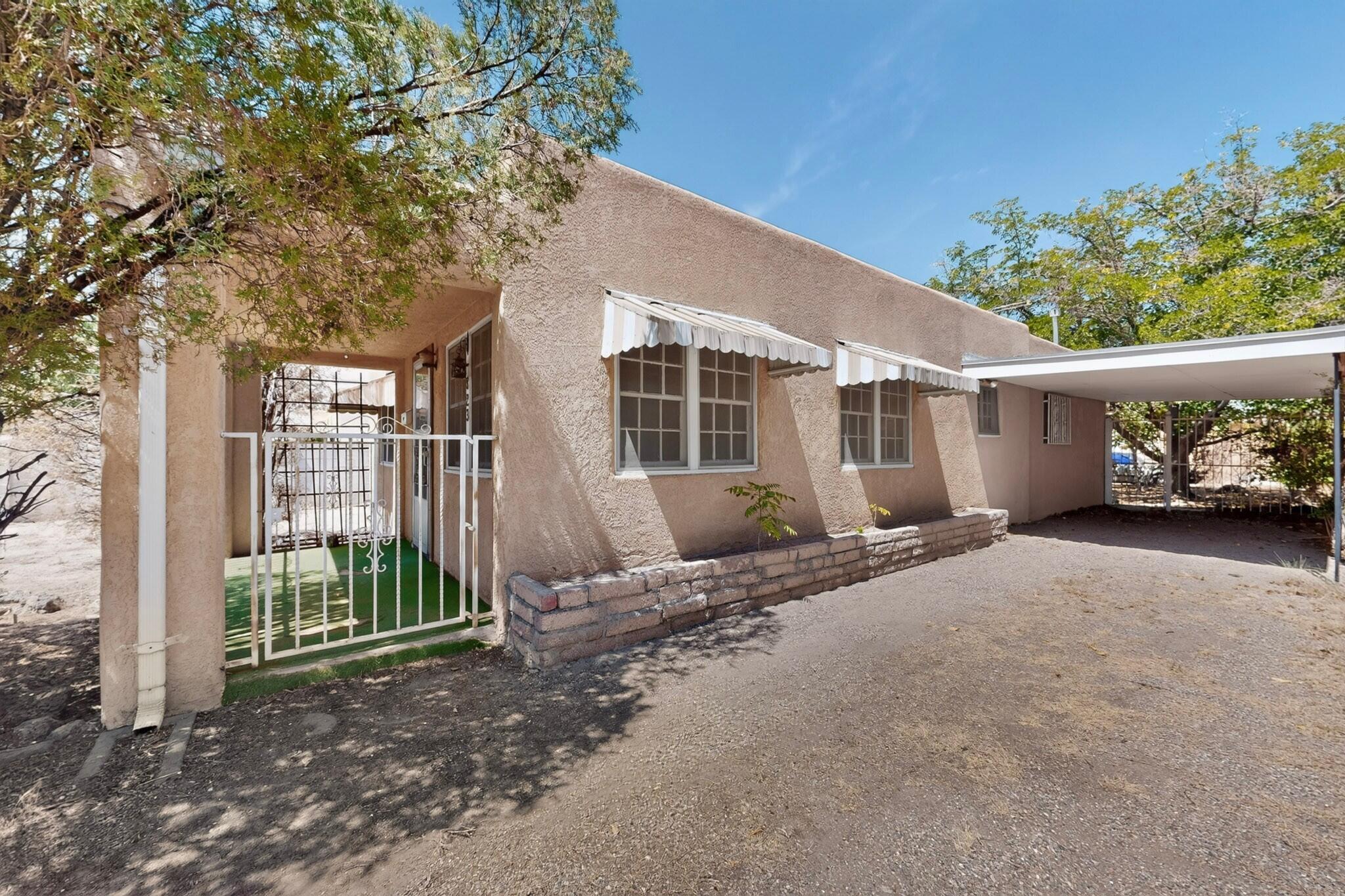 Photo 9 — 823 Headingly Avenue NW