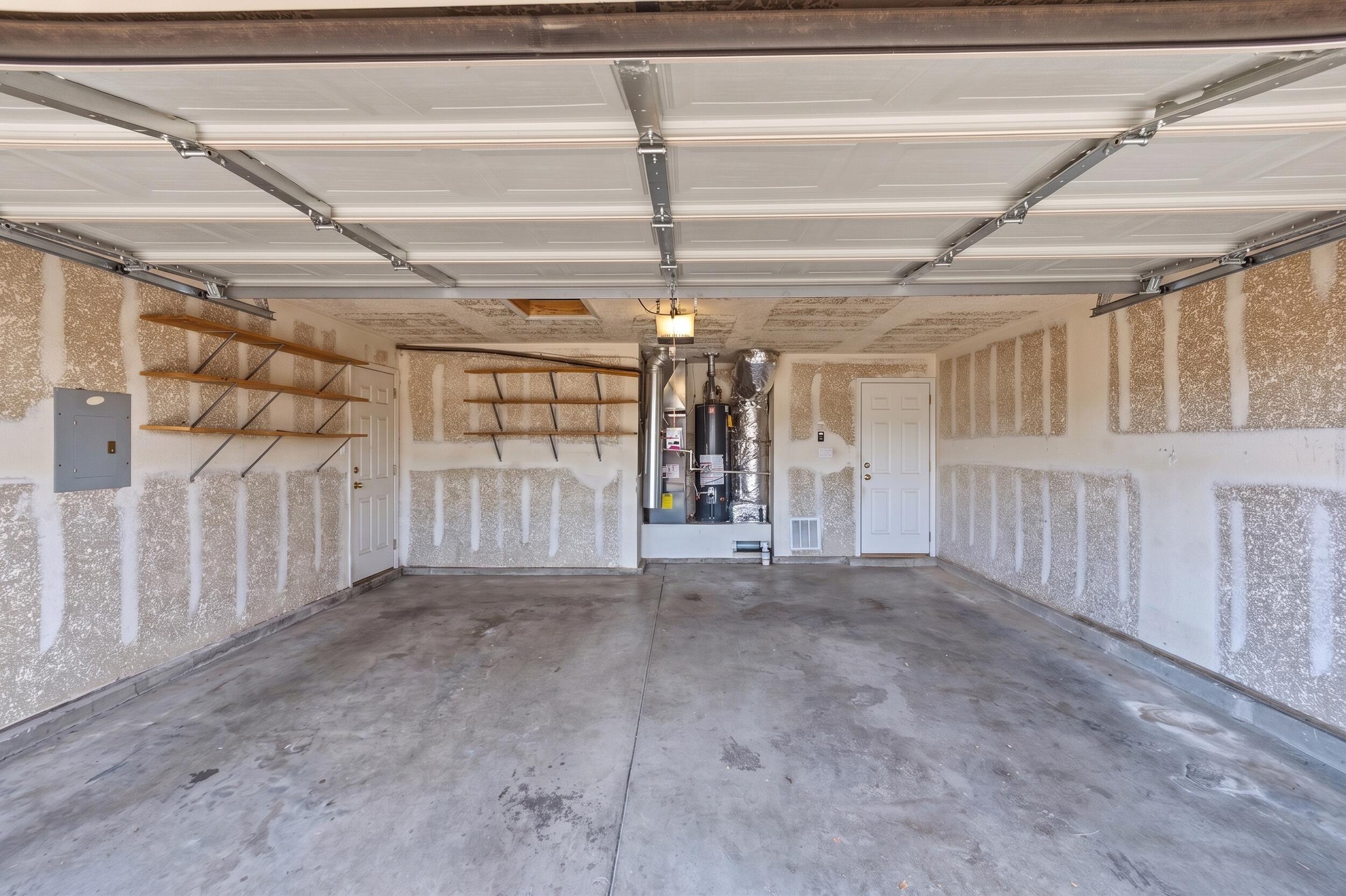 Photo 2 — 1519 Stoneway Drive NW
