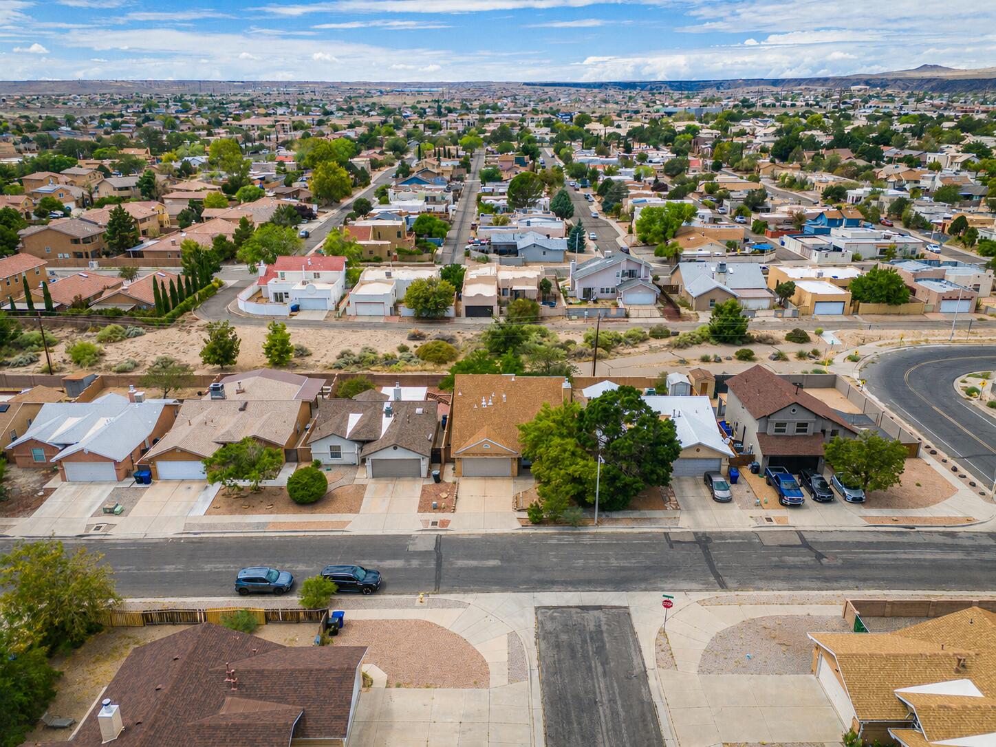 Photo 14 — 1519 Stoneway Drive NW