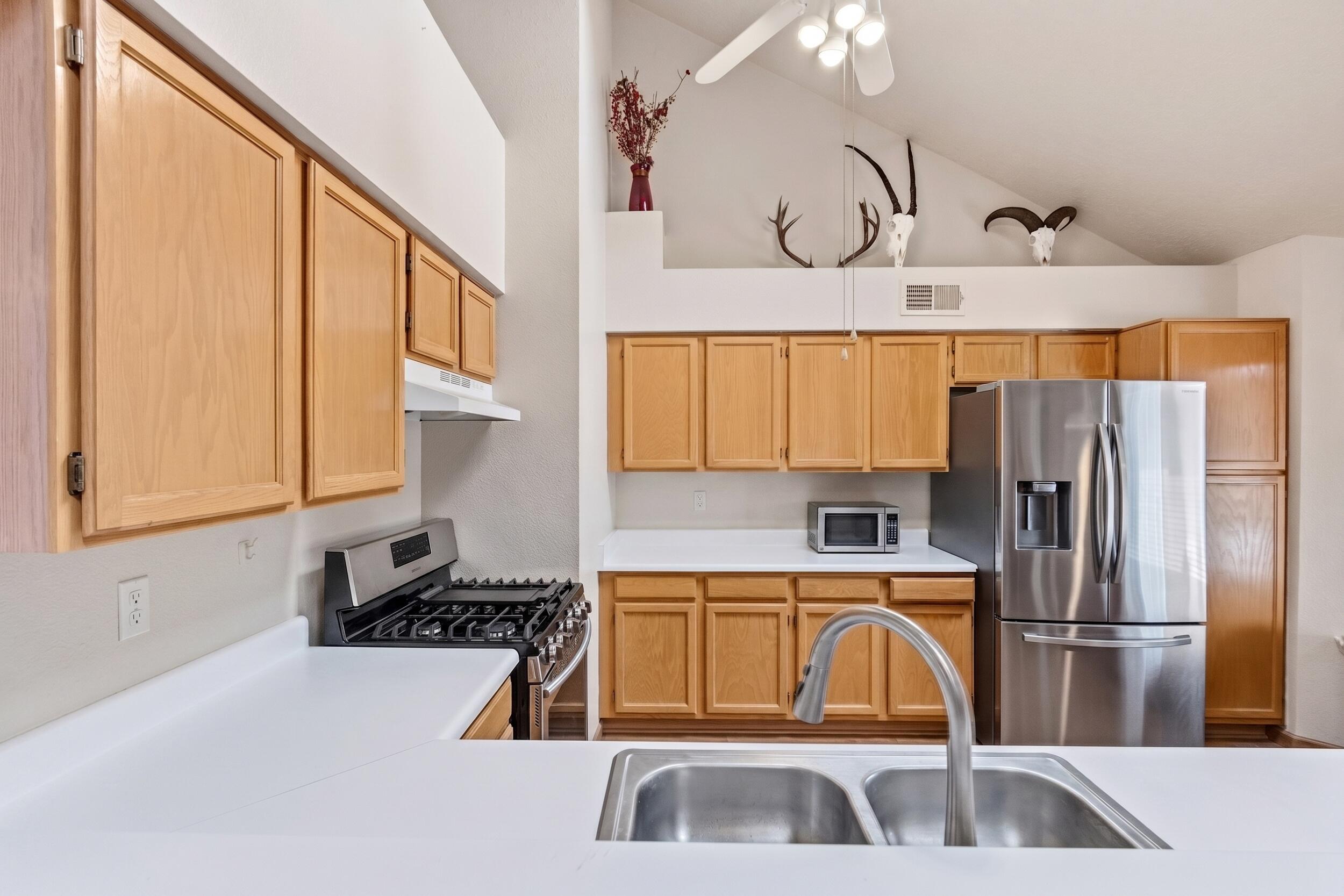 Photo 19 — 1519 Stoneway Drive NW