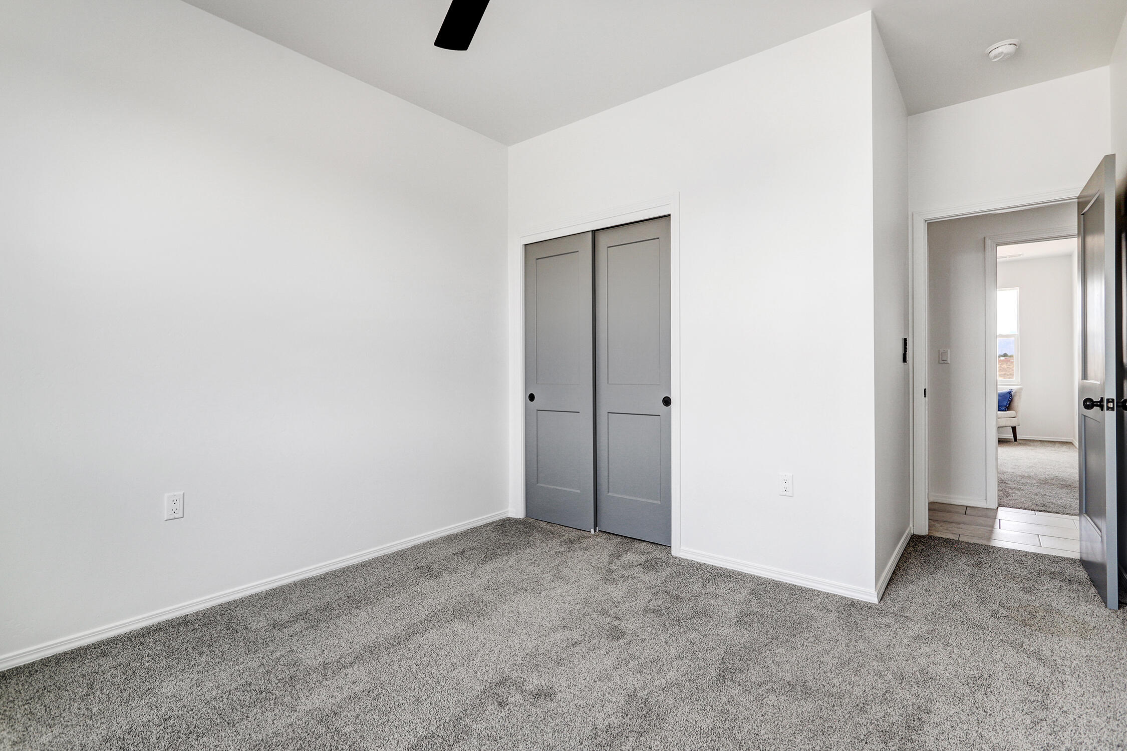 Photo 3 — 890 Idalia Road SW