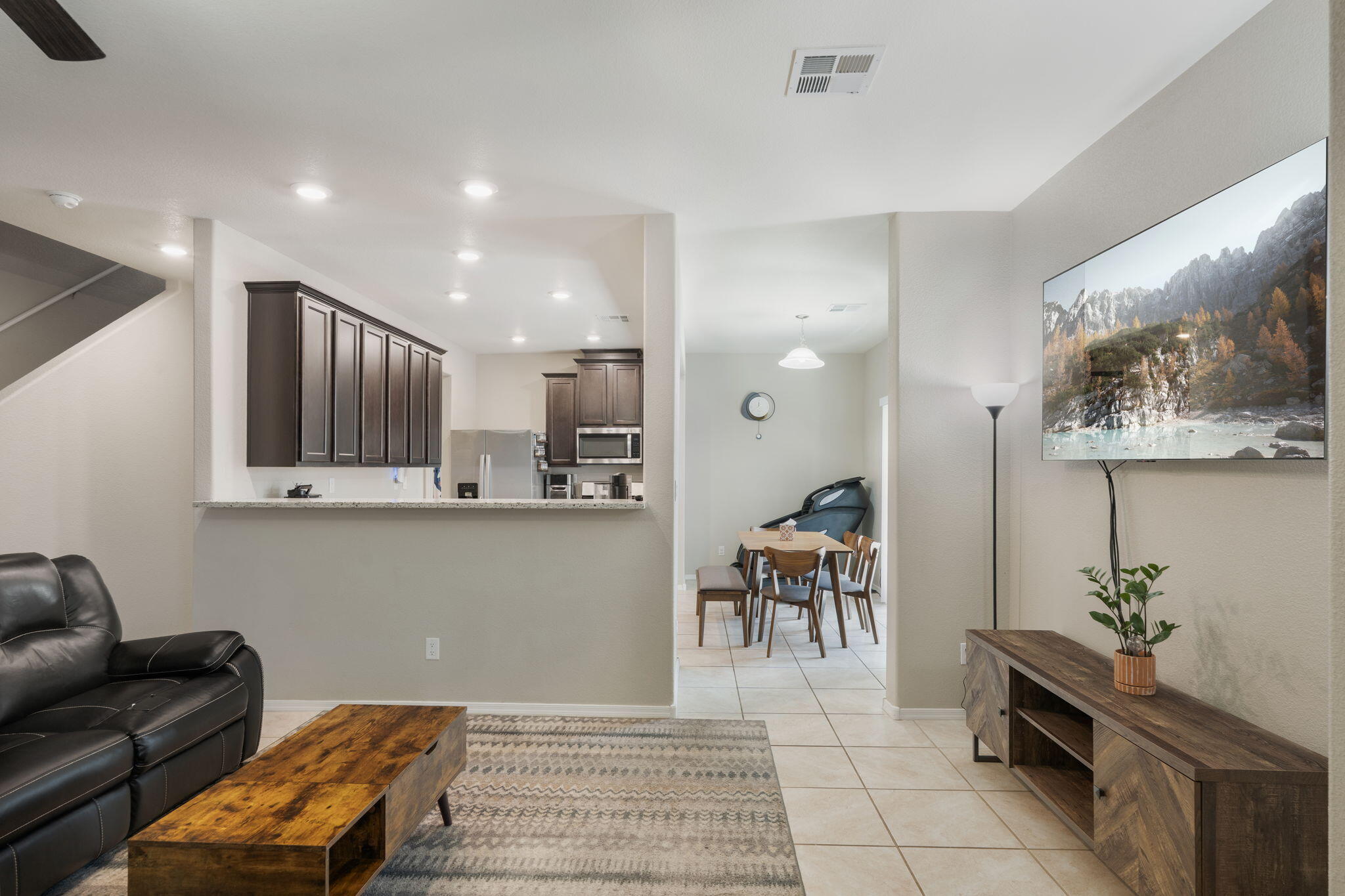 Photo 17 — 1620 Gulfstream Drive SE