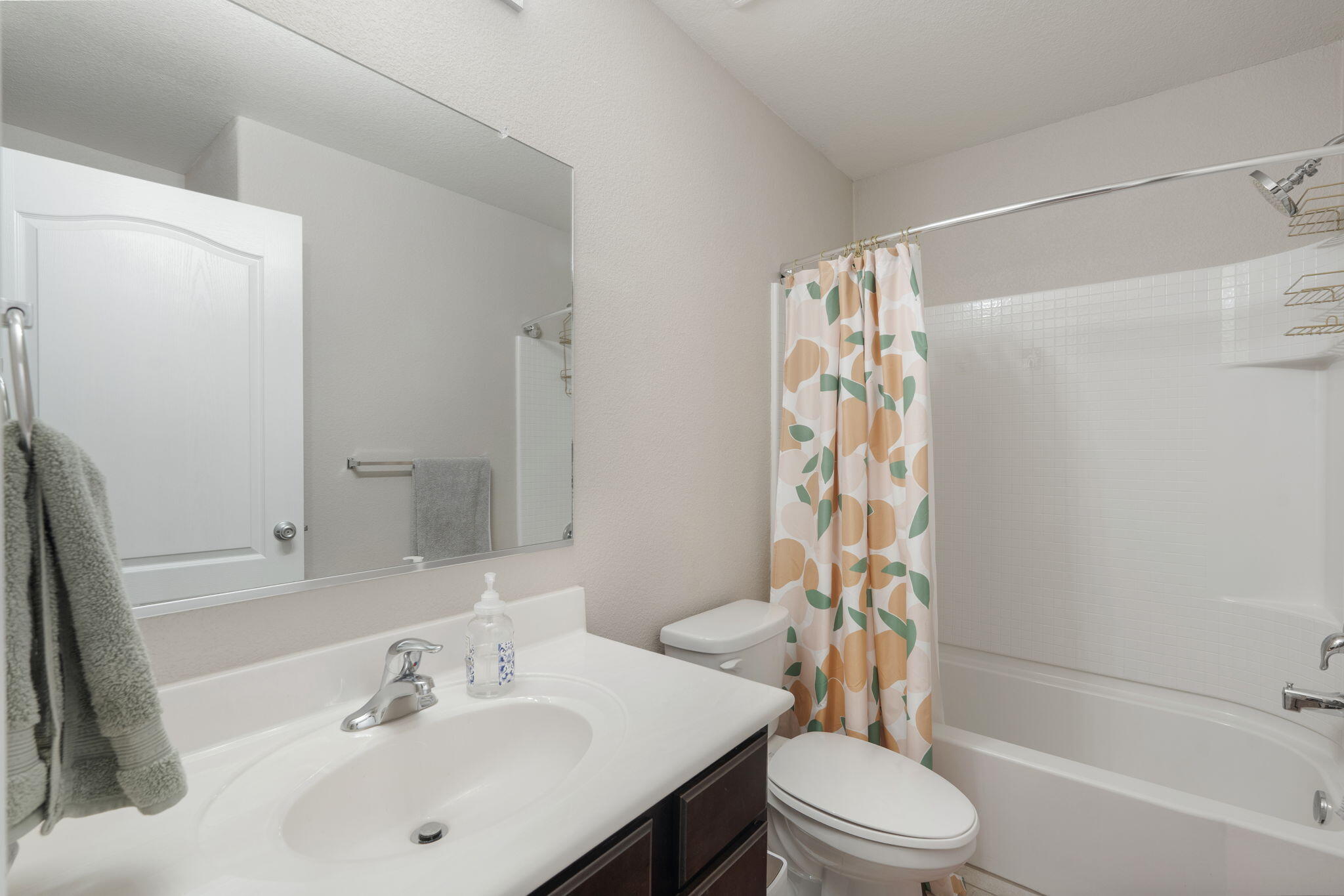 Photo 6 — 1620 Gulfstream Drive SE