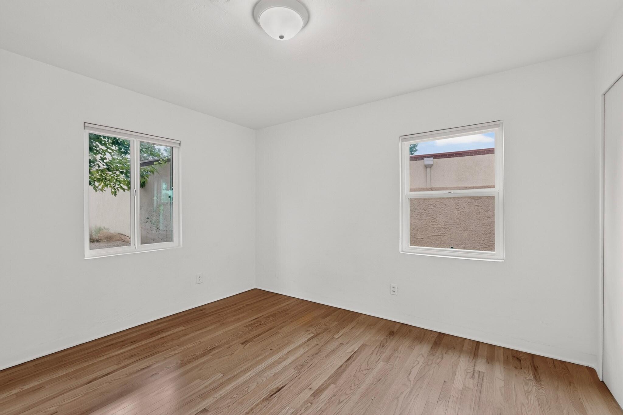 Photo 8 — 1208 Morningside Drive NE