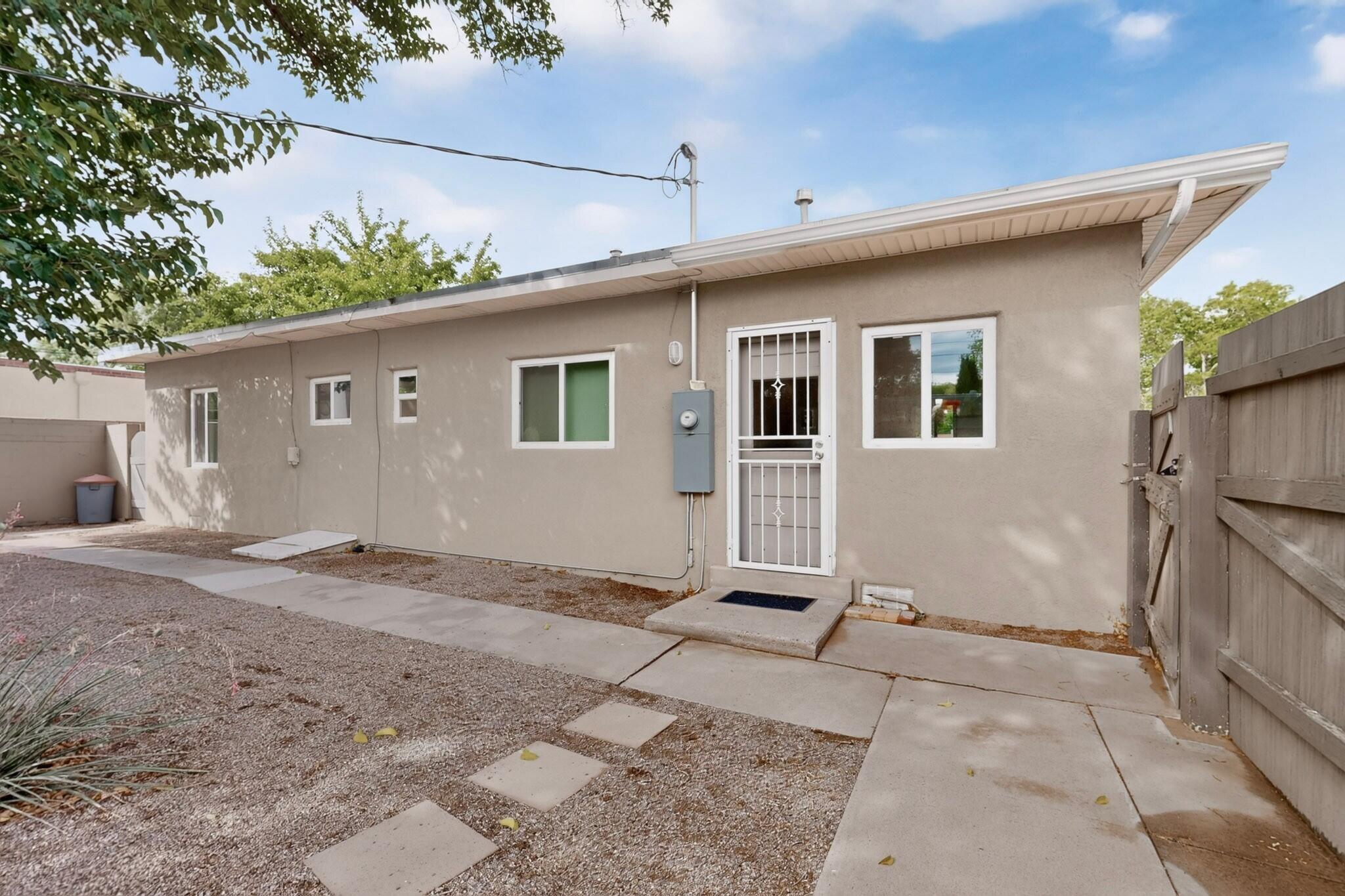 Photo 16 — 1208 Morningside Drive NE