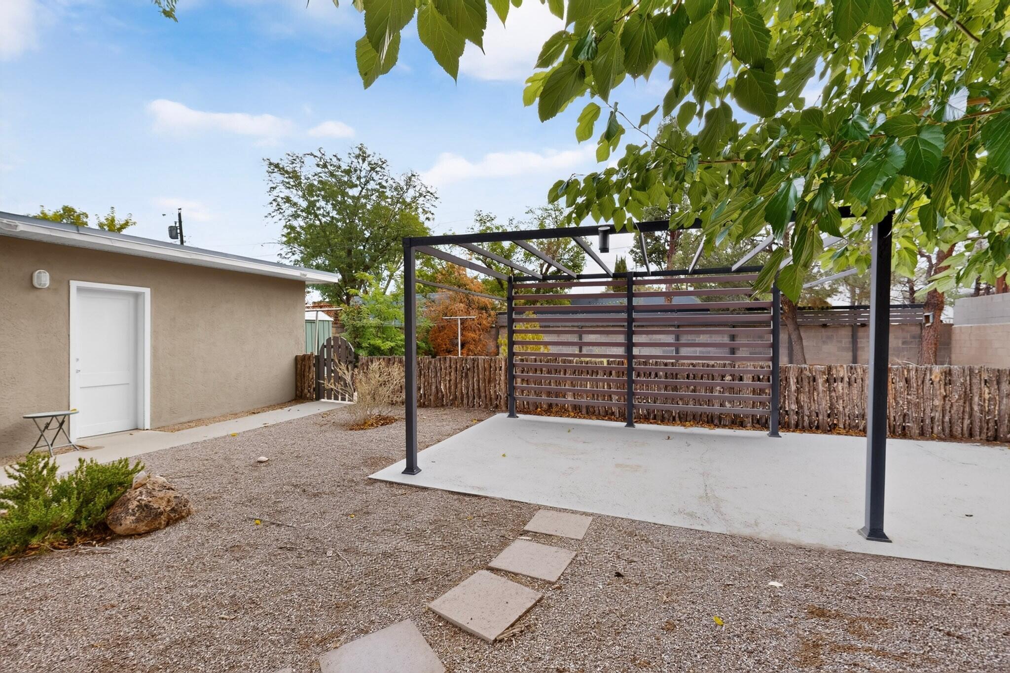 Photo 17 — 1208 Morningside Drive NE