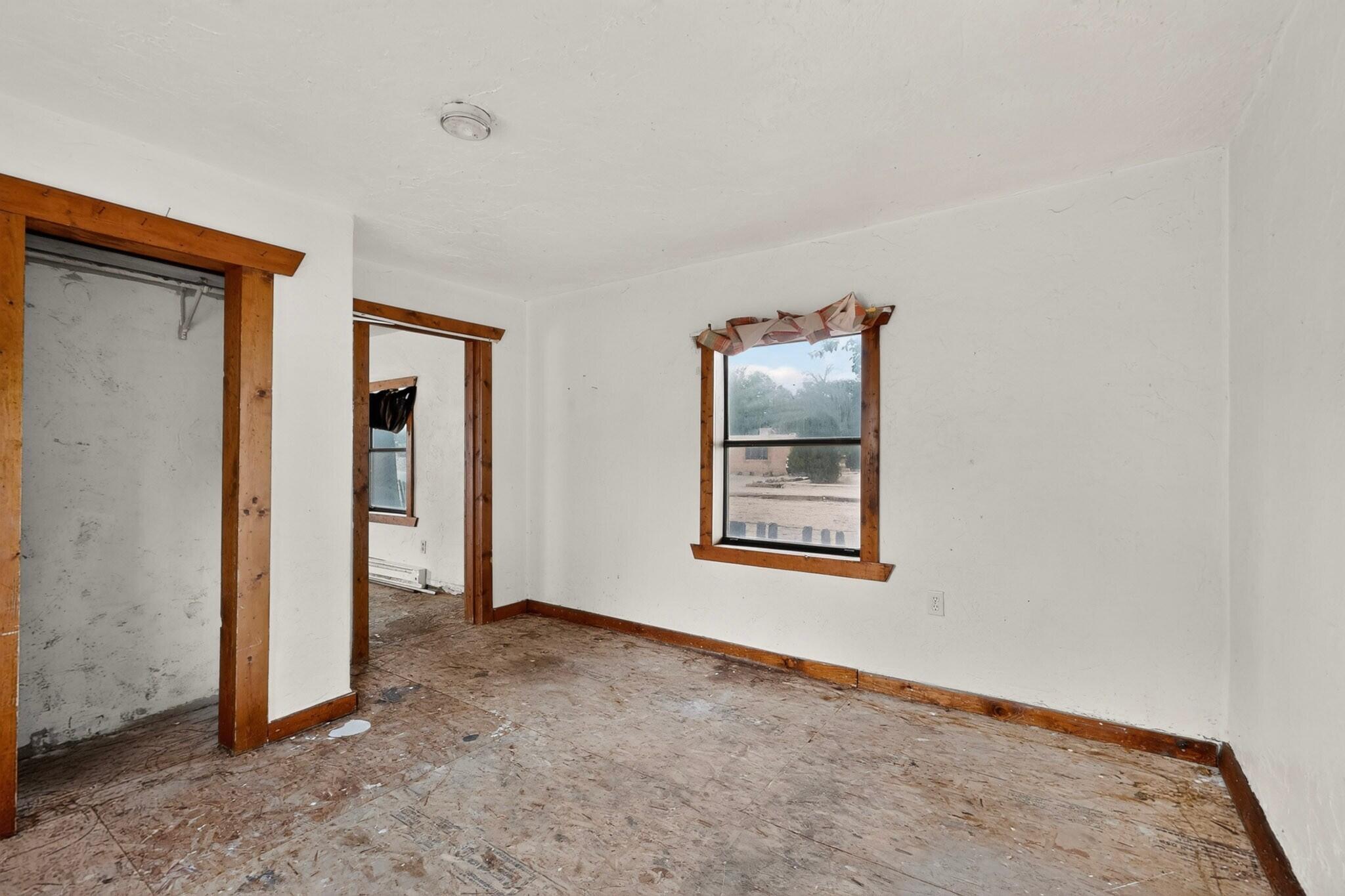 Photo 16 — 320-324 49th Street NW