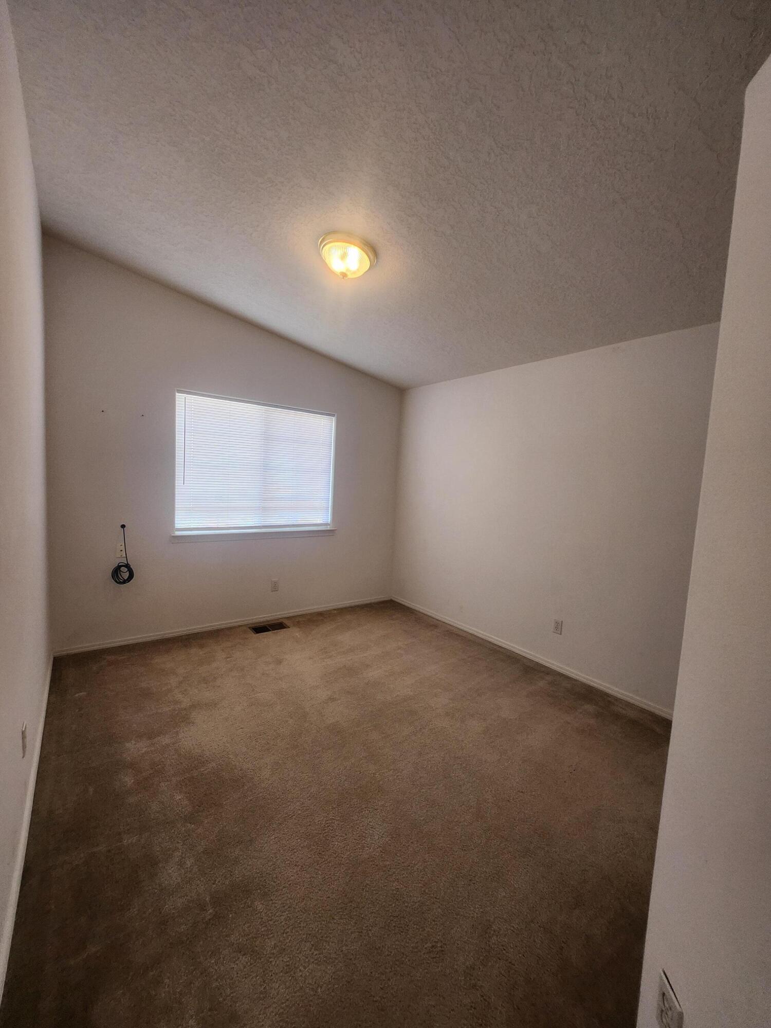 Photo 9 — 7320 Eagle View Avenue NE