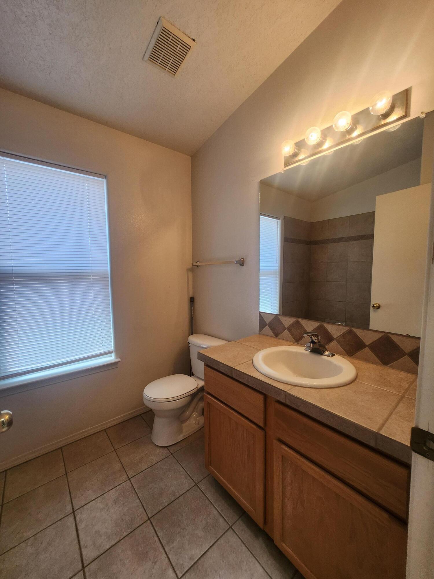 Photo 12 — 7320 Eagle View Avenue NE