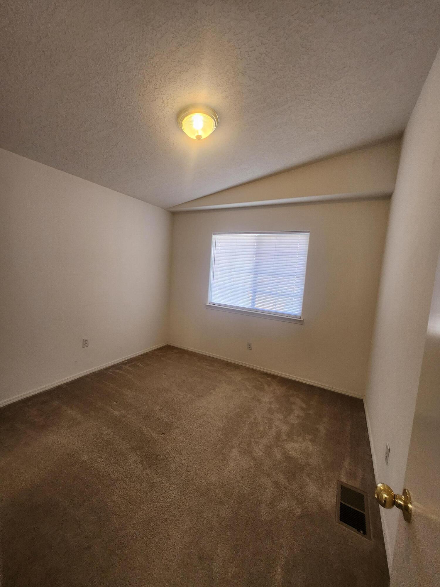 Photo 11 — 7320 Eagle View Avenue NE