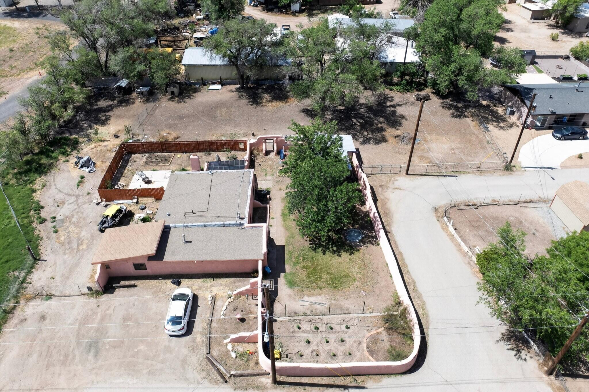 Photo 8 — 735 Adobe Lane