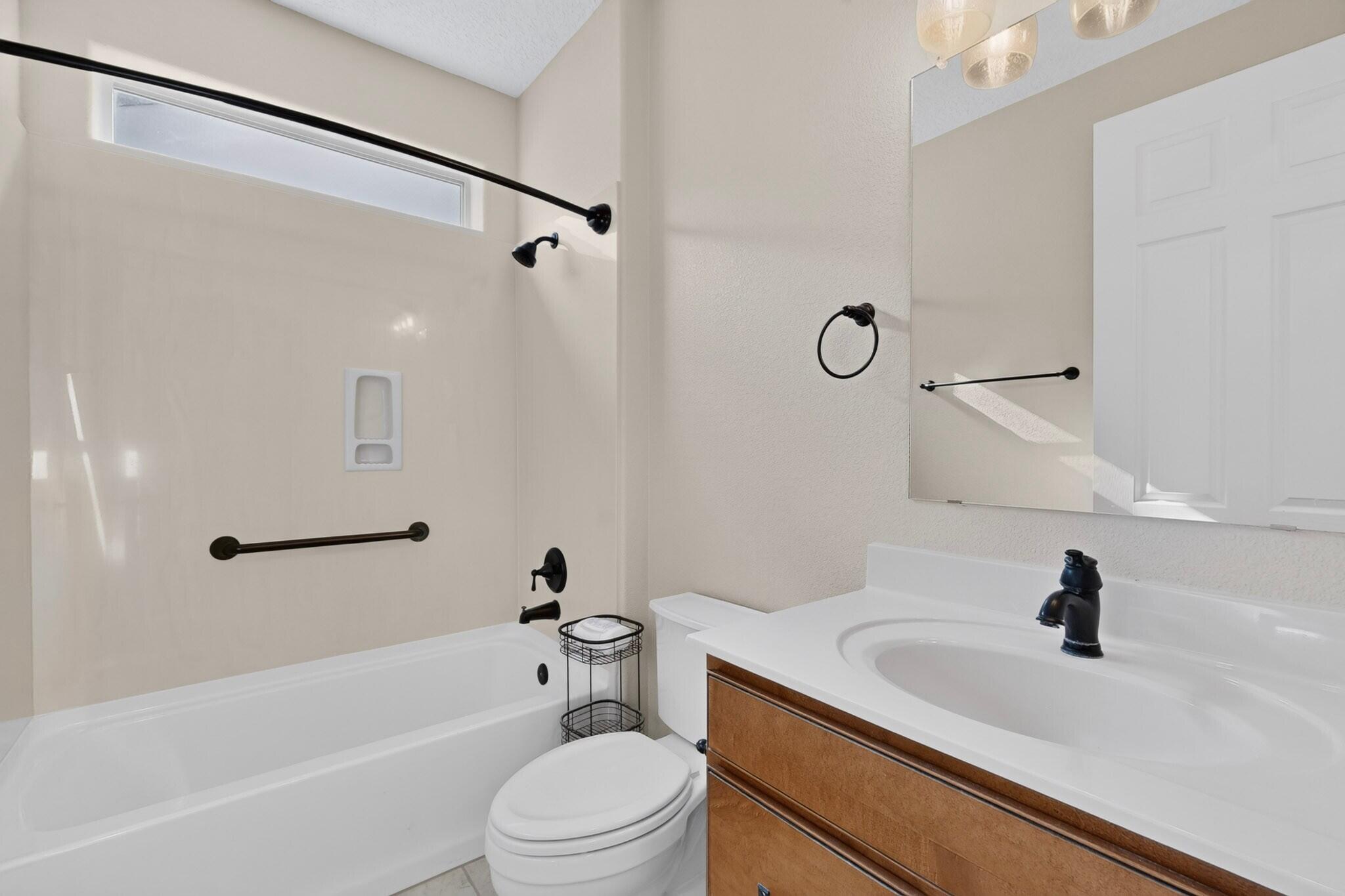 Photo 18 — 9208 Wind Caves Way NW