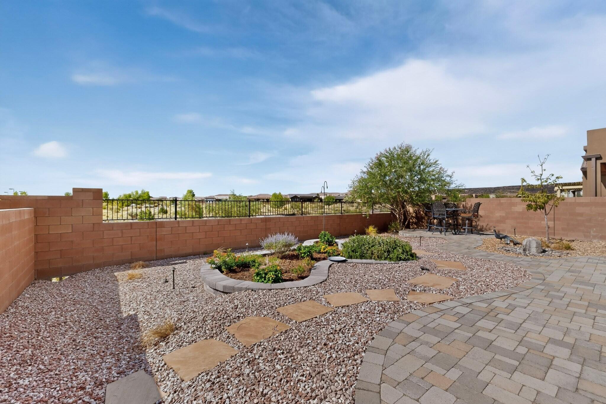 Photo 7 — 9208 Wind Caves Way NW