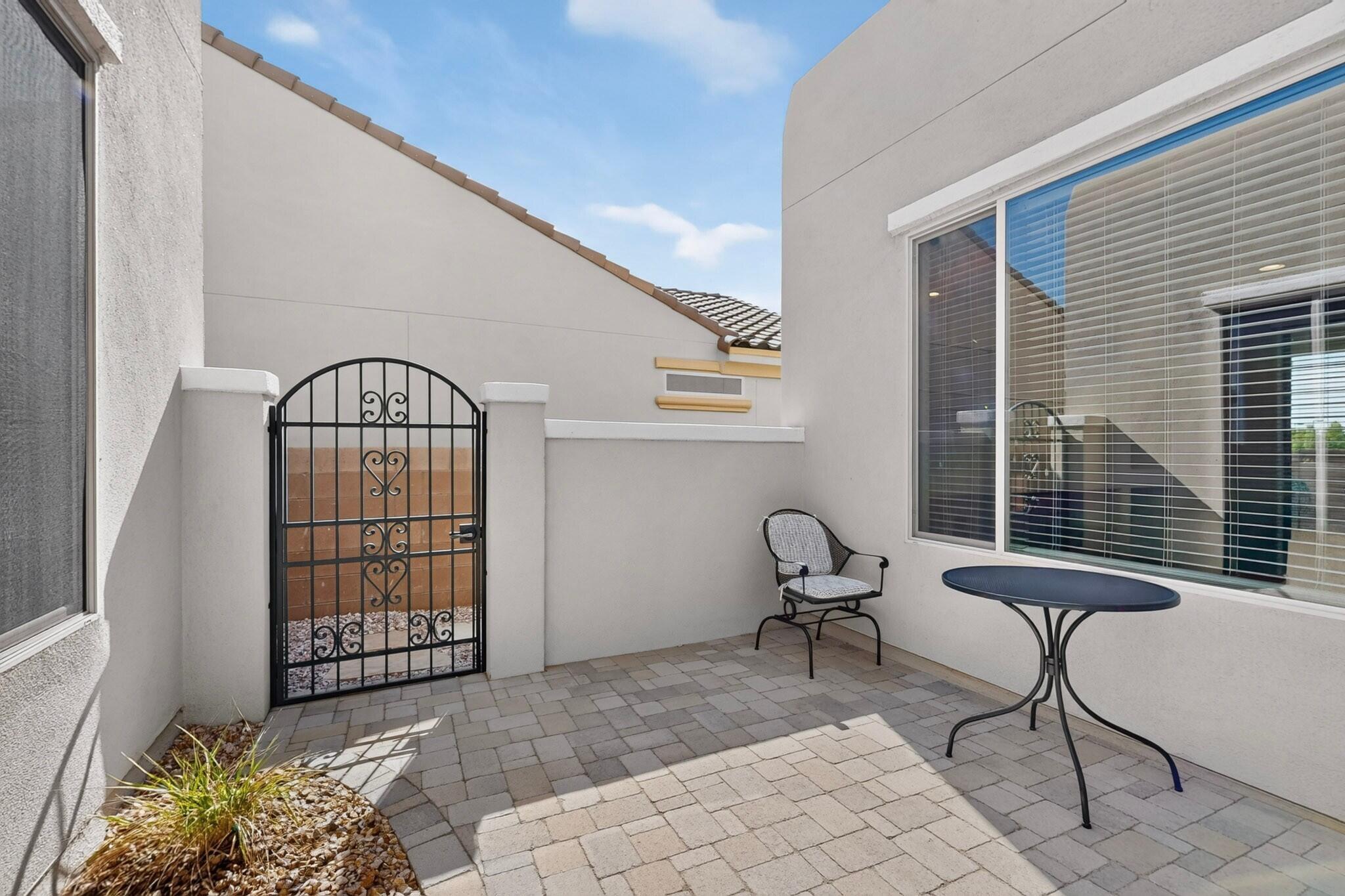 Photo 5 — 9208 Wind Caves Way NW